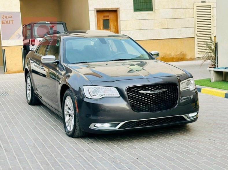 كرايسلر 300
